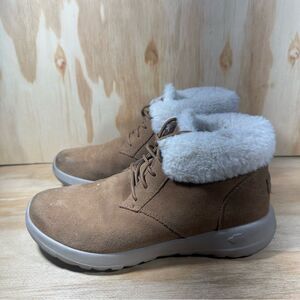 Skechers Tan Suede Winter Boots Women’s Size 7